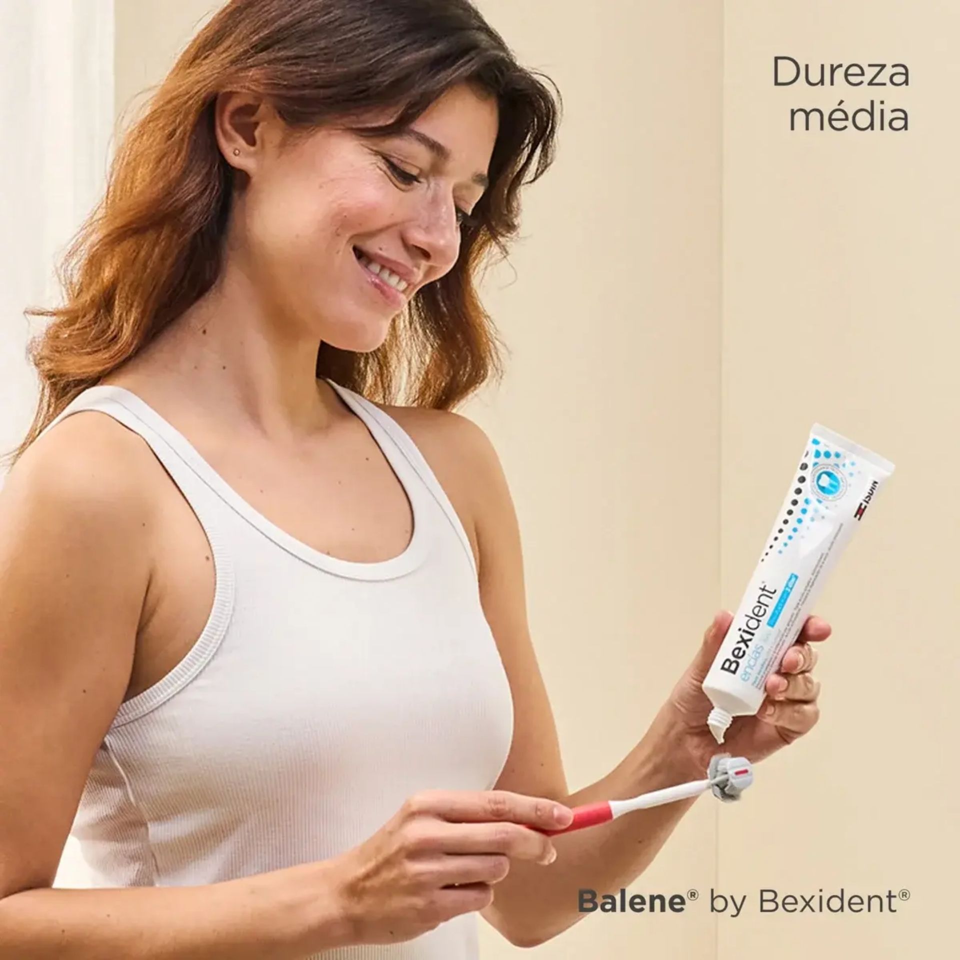 Balene by Bexident Escova de Dentes Média Azul