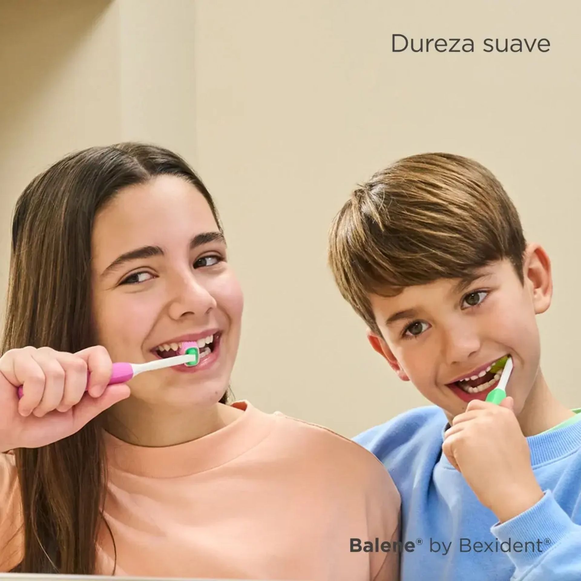 Balene by Bexident Júnior Escova de Dentes 6A+ Verde